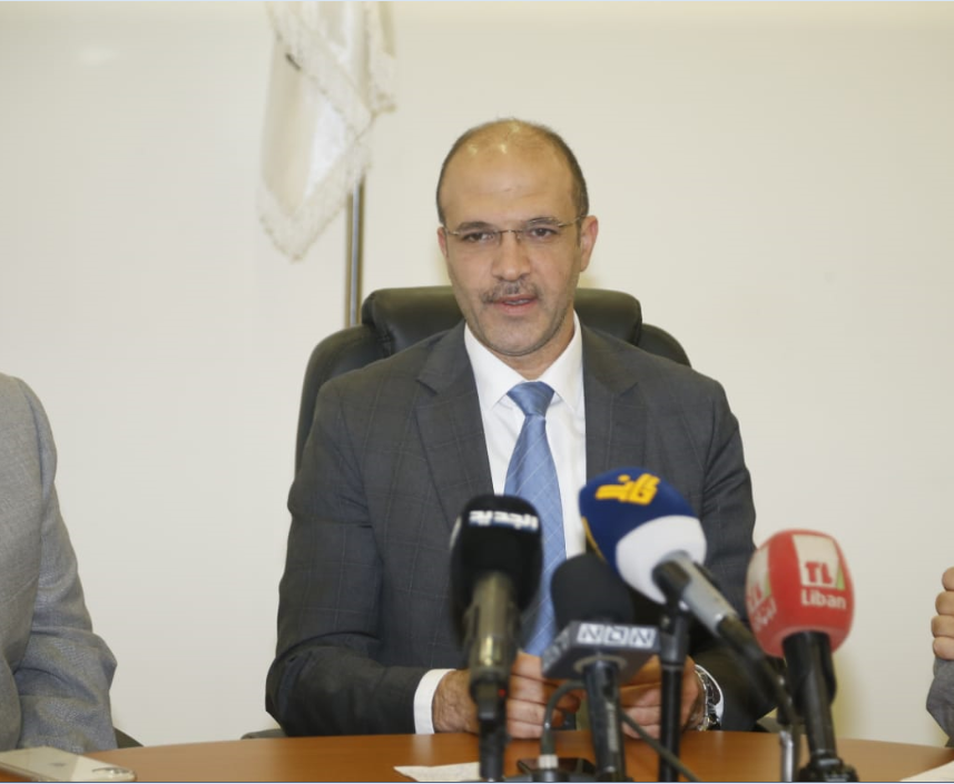وزير الصحة العامة حمد حسن