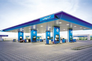 الإمارات ترفع أسعار البنزين والديزل في أبريل