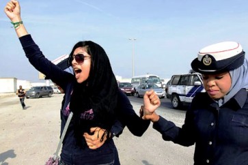 الناشطة المعارضة زينب الخواجة