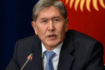 رئيس قرغيزستان الماظ بك أتامباييف يؤيد إجراء استفتاء على تعديلات دستورية من شأنها أن تحد من صلاحياته لكنها تزيد من صلاحيات رئيس الوزراء