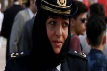 للمرة الأولى في تاريخ تركيا الحديث.. شرطية محجبة تشارك في "عيد النصر"
