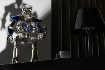 شركة سويسرية تطلق ساعة روبوت