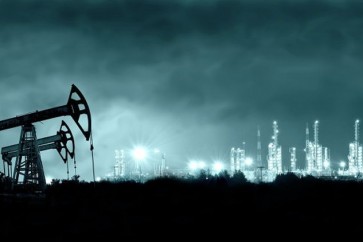 ارتفاع أسعار النفط بعد هبوط مخزونات الخام الأمريكية