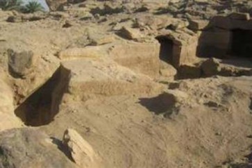 اكتشاف 12 مقبرة فرعونية في مصر