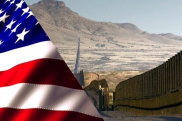 الجدار الحدودي بين الولايات المتحدة والمكسيك