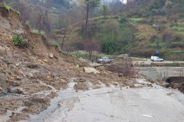 الأمطار أدّت الى سيول وانهيارات في الصخور والأتربة في أكثر من منطقة لبنانية