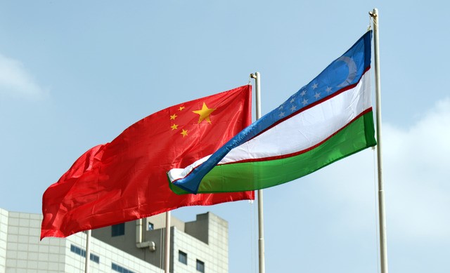 اوزبكستان والصين
