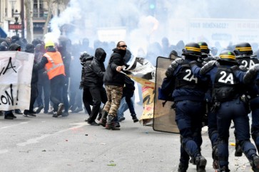 اشتباكات عنيفة بين الشرطة الفرنسية والمحتجين في مدينة نانت