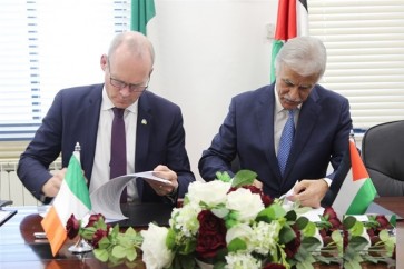 توقيع اتفاقية فلسطينية ايرلندية1111