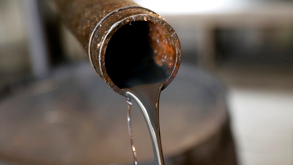 مصر توقع 9 اتفاقات للتنقيب عن النفط والغاز باستثمارات تزيد عن مليار دولار