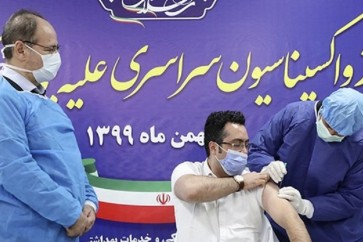 حملة التطعيم في ايران ضد الكورونا