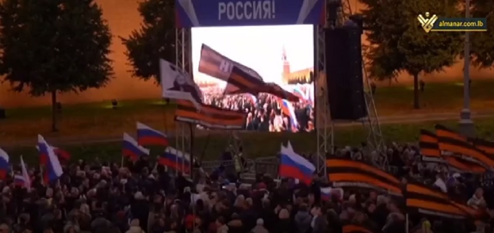 احتفالات في روسيا بعد ضم الاقاليم الاوكرانية الاربعة اليها