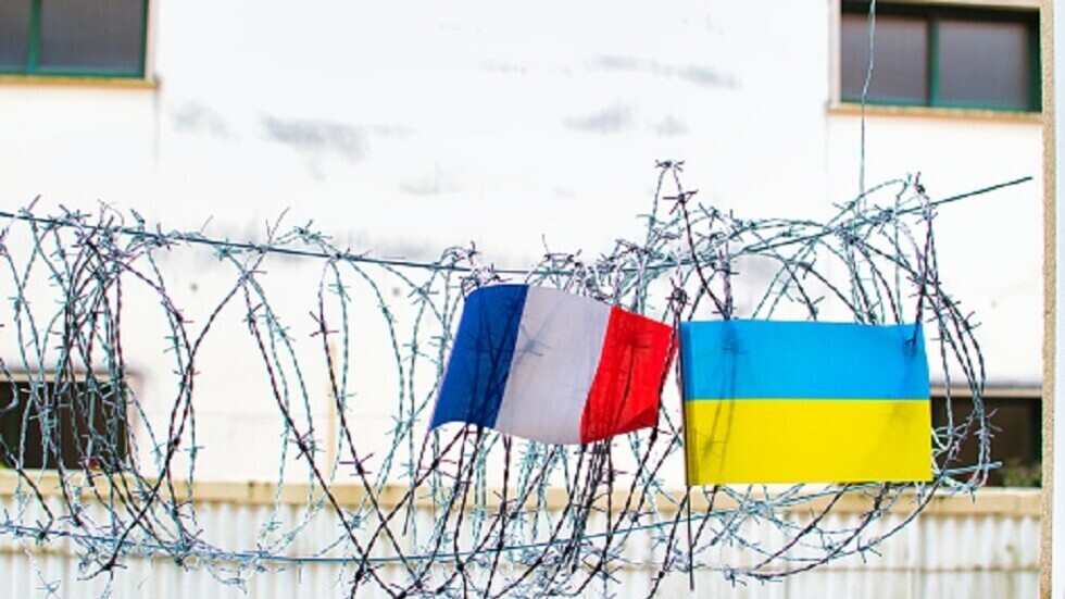 غالبية الفرنسيين يؤيدون حلا للأزمة الأوكرانية من خلال مفاوضات سلام بدلا من دعم كييف