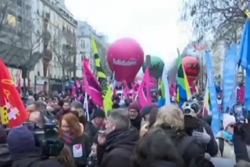 تظاهرات شعبية في فرنسا احتجاجاً على تعديل نظام التقاعد