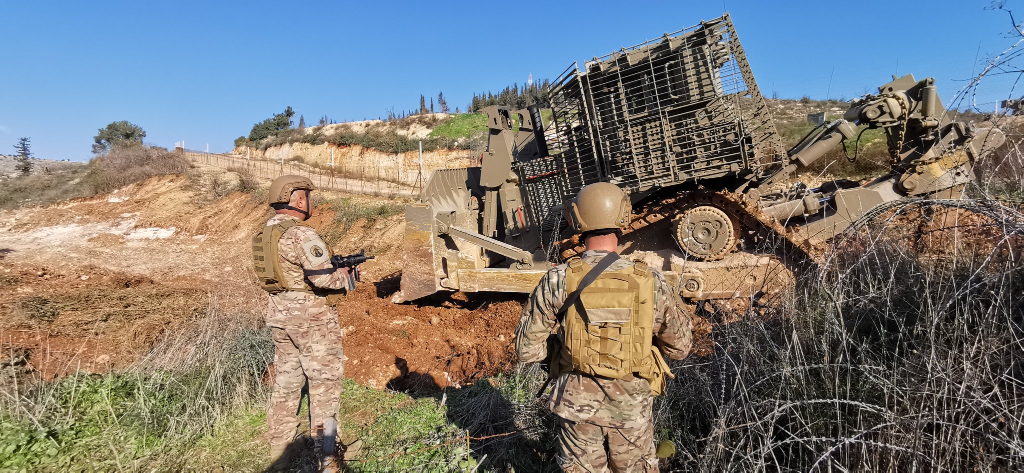 العدو الاسرائيلي على الحدود اللبنانية