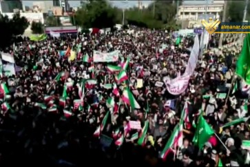 إيران إنطلاق مسيرات إحياء الذكرى الـ 44 لانتصار الثورة الإسلامية الإيرانية.00_01_42_08.Still001