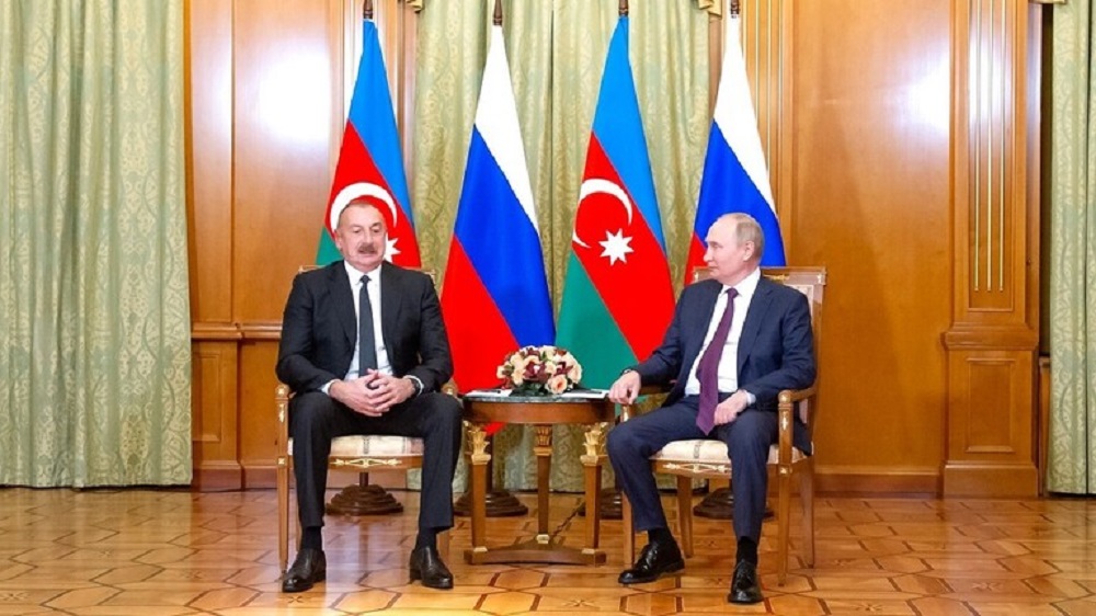الرئيسان الروسي فلاديمير بوتين والأذربيجاني إلهام علييف